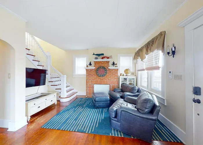 Upper 12 Street Oceanblock Apartment
