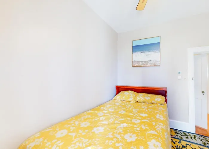 Upper 12 Street Oceanblock Apartment